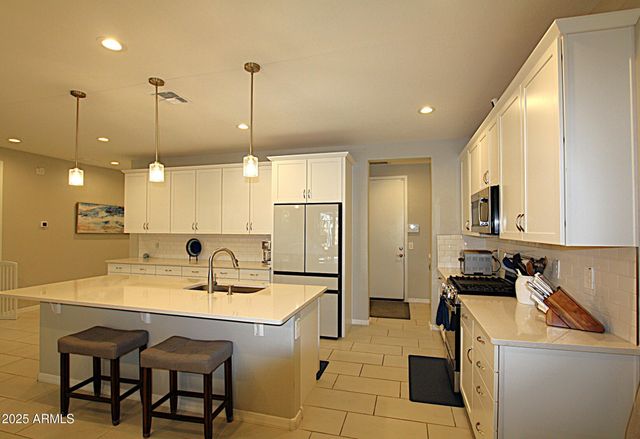 925 S 107TH Drive, Avondale, AZ 85323