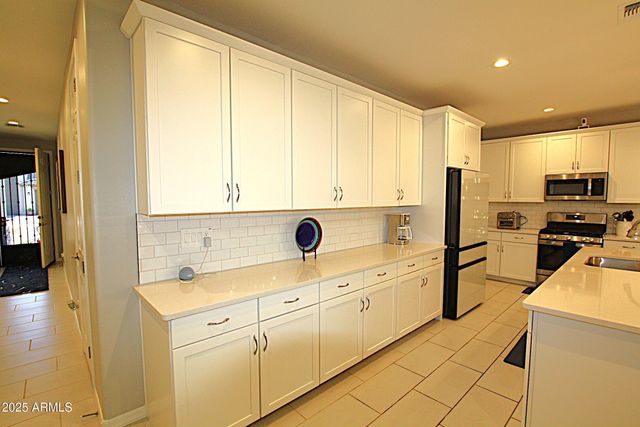 925 S 107TH Drive, Avondale, AZ 85323