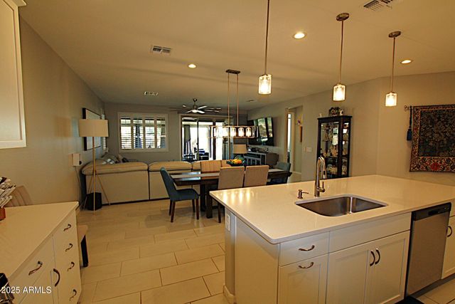 925 S 107TH Drive, Avondale, AZ 85323