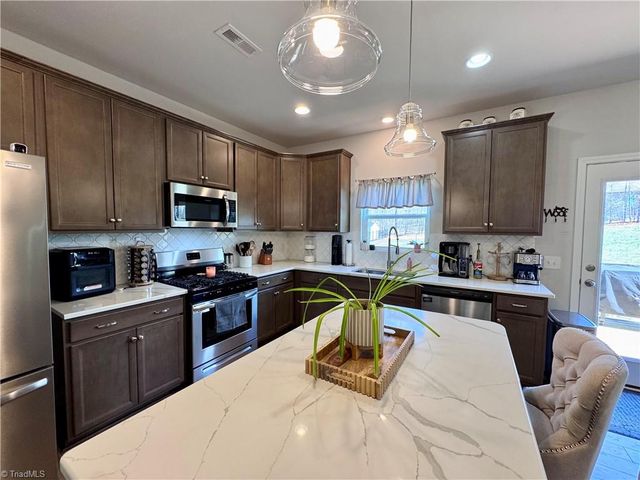 114 Laced Maple Court, Reidsville, NC 27320