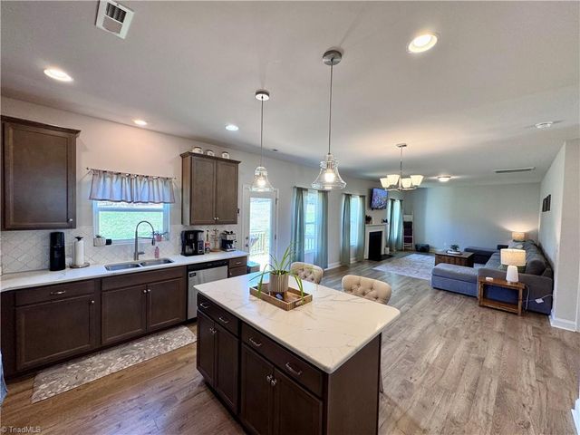 114 Laced Maple Court, Reidsville, NC 27320