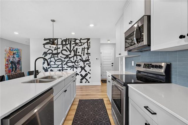 18065 Hauser Street, Overland Park, KS 66013