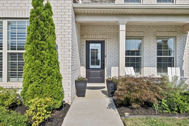 1714 Lantana Dr, Spring Hill, TN 37174