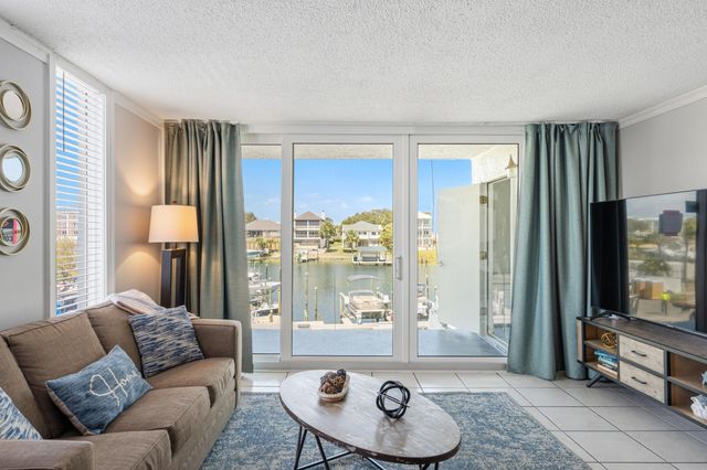 30 Moreno Point Road 305C, Destin, FL 32541