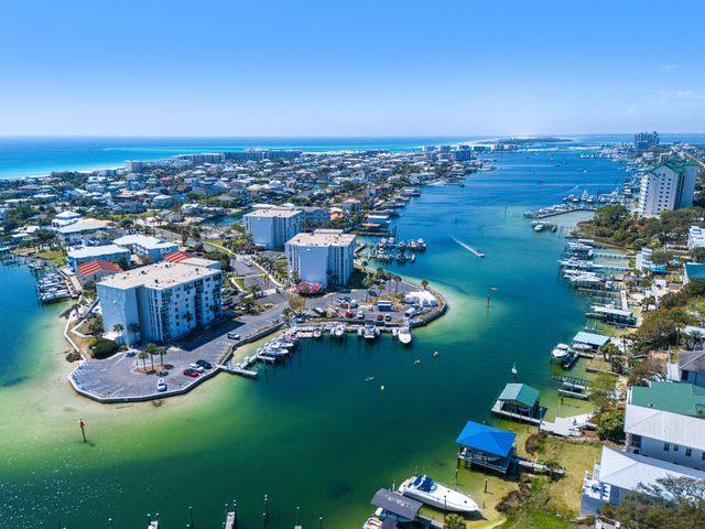 30 Moreno Point Road 305C, Destin, FL 32541