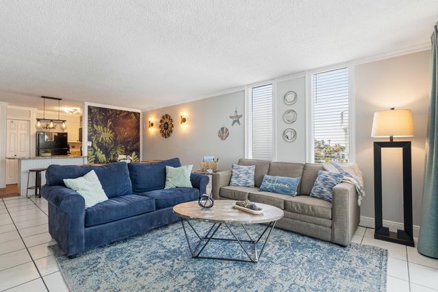 30 Moreno Point Road 305C, Destin, FL 32541