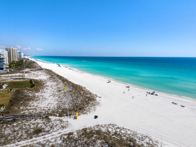 30 Moreno Point Road 305C, Destin, FL 32541