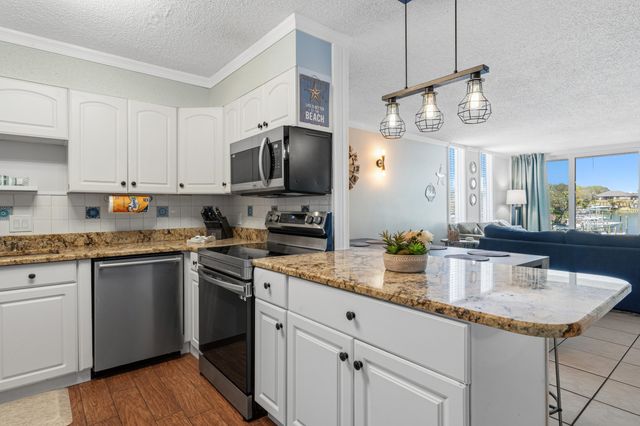 30 Moreno Point Road 305C, Destin, FL 32541