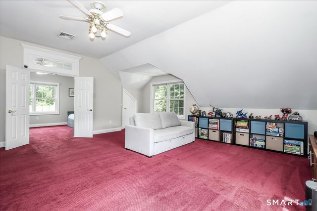 8 Rock Ridge Court, New Fairfield, CT 06812