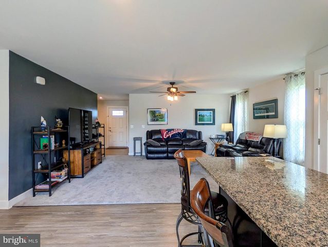 130 NORFOLK LN, Martinsburg, WV 25405