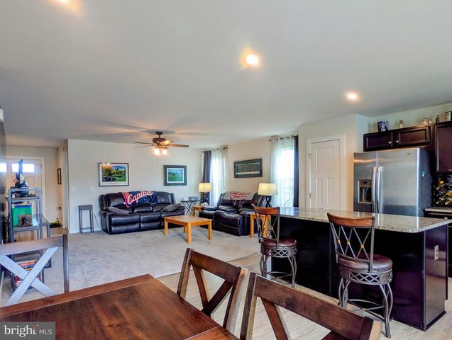 130 NORFOLK LN, Martinsburg, WV 25405