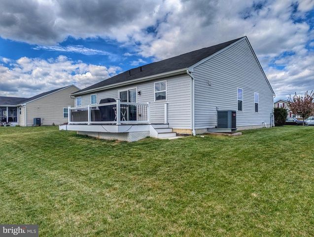 130 NORFOLK LN, Martinsburg, WV 25405