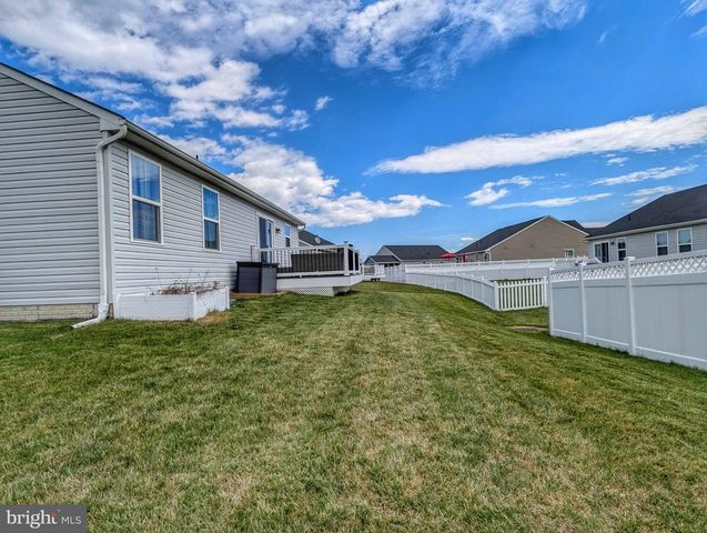 130 NORFOLK LN, Martinsburg, WV 25405