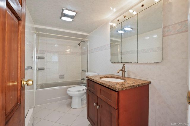 455 Nassau Avenue, Freeport, NY 11520