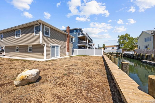 455 Nassau Avenue, Freeport, NY 11520