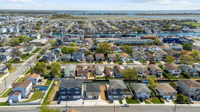 455 Nassau Avenue, Freeport, NY 11520