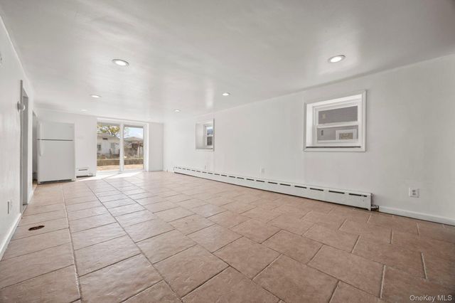 455 Nassau Avenue, Freeport, NY 11520