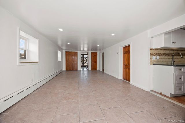 455 Nassau Avenue, Freeport, NY 11520