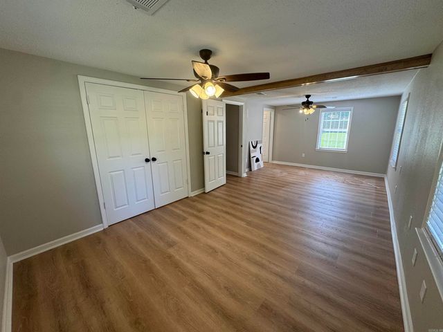 3328 Highway 5, El Paso, AR 72045