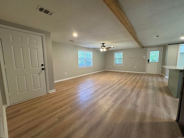 3328 Highway 5, El Paso, AR 72045