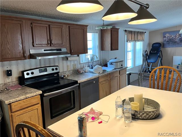 5905 N Highland Park Drive, Hernando, FL 34442