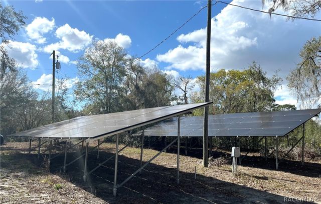 5905 N Highland Park Drive, Hernando, FL 34442