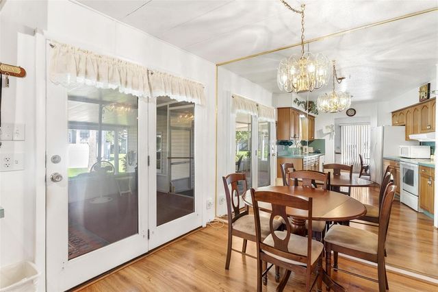 97 HICKORY LANE, Eustis, FL 32726