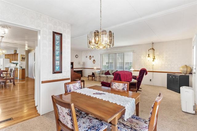 97 HICKORY LANE, Eustis, FL 32726