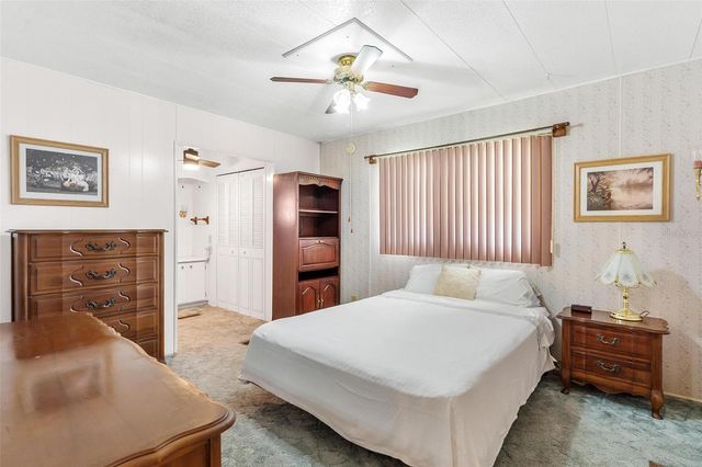 97 HICKORY LANE, Eustis, FL 32726