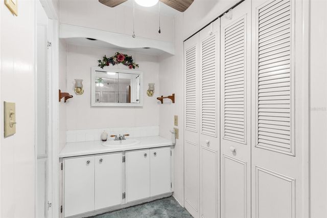 97 HICKORY LANE, Eustis, FL 32726