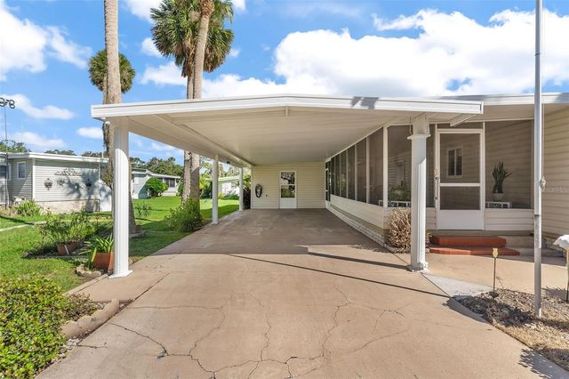 97 HICKORY LANE, Eustis, FL 32726