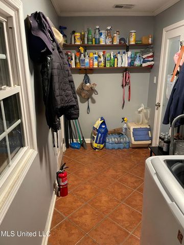 1915 Gayfer Drive, Horn Lake, MS 38637