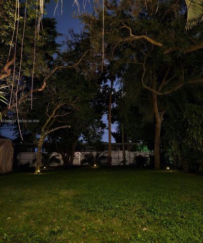 1220 NE 128th St, North Miami, FL 33161