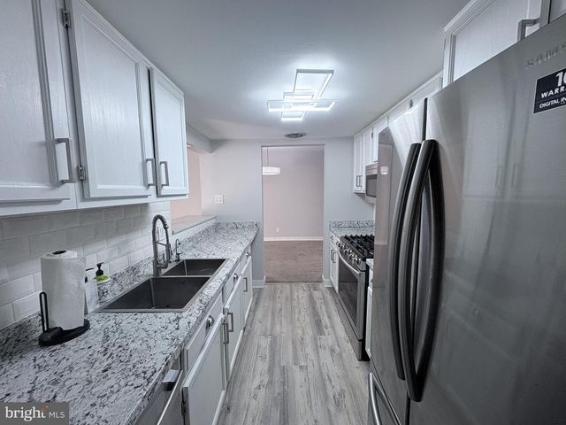 324 DRUMMERS LN, Wayne, PA 19087