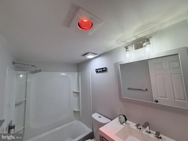 324 DRUMMERS LN, Wayne, PA 19087