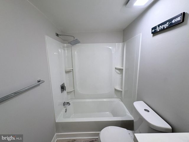 324 DRUMMERS LN, Wayne, PA 19087