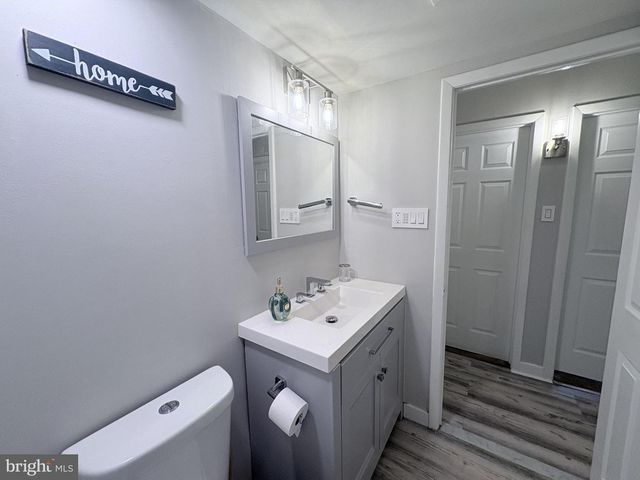 324 DRUMMERS LN, Wayne, PA 19087