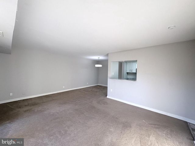 324 DRUMMERS LN, Wayne, PA 19087