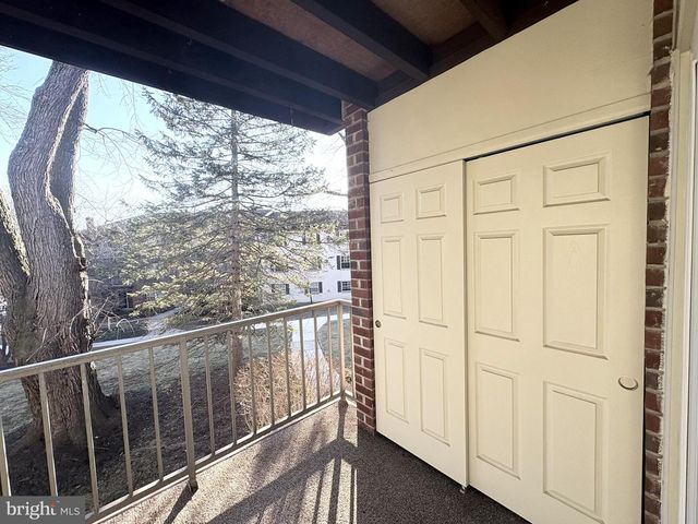 324 DRUMMERS LN, Wayne, PA 19087