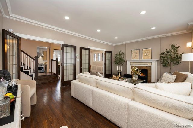 2295 Atkinson Street, Detroit, MI 48206