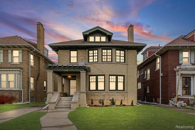 2295 Atkinson Street, Detroit, MI 48206