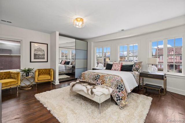 2295 Atkinson Street, Detroit, MI 48206