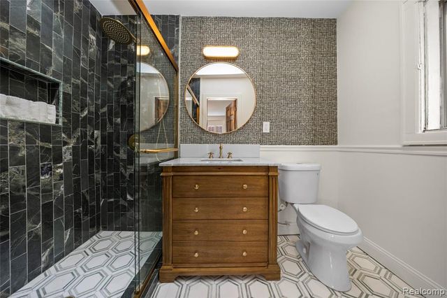 2295 Atkinson Street, Detroit, MI 48206