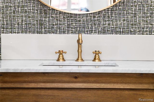 2295 Atkinson Street, Detroit, MI 48206