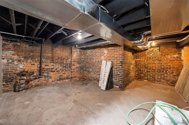 2295 Atkinson Street, Detroit, MI 48206