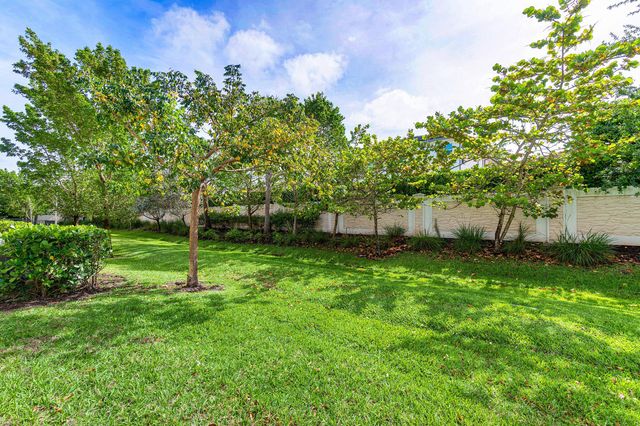 4969 Navali Drive, Lake Worth, FL 33467