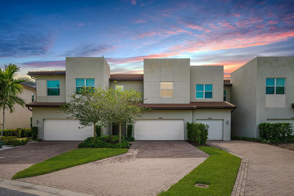 4969 Navali Drive, Lake Worth, FL 33467