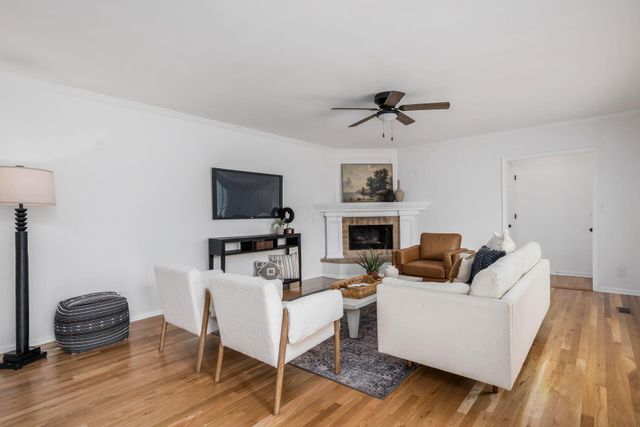 3030 Derby Road, Upper Arlington, OH 43221