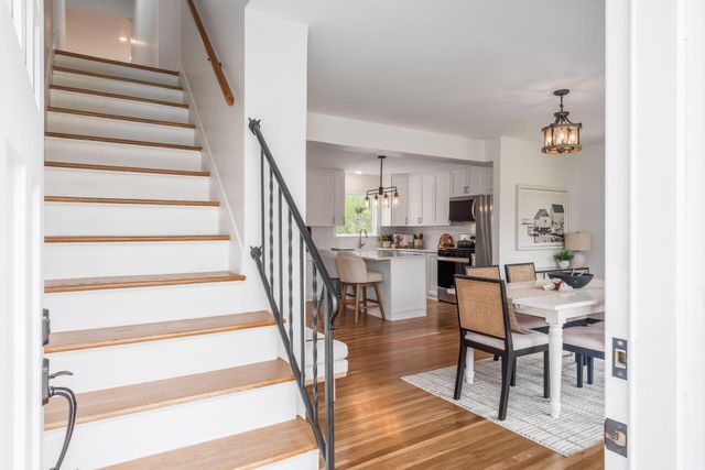 3030 Derby Road, Upper Arlington, OH 43221