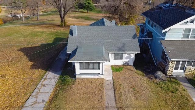 2727 10TH Street, Kansas City, KS 66104